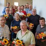 die neuen Mitglieder des Naturschutzbeirates auf der Treppe im Geb&auml;ude Sternplatz in Werdau