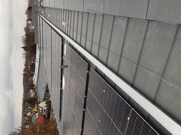 Photovoltaik-Anlage auf dem Dach des Beruflichen Schulzentrums August Horch in Zwickau